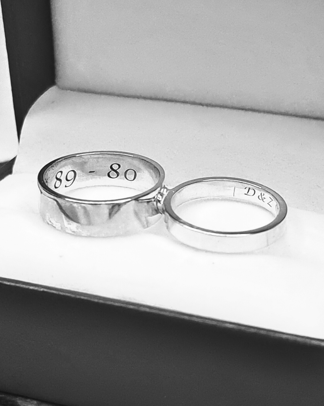 DUO DE ANILLOS CORAZON ENCAJADO