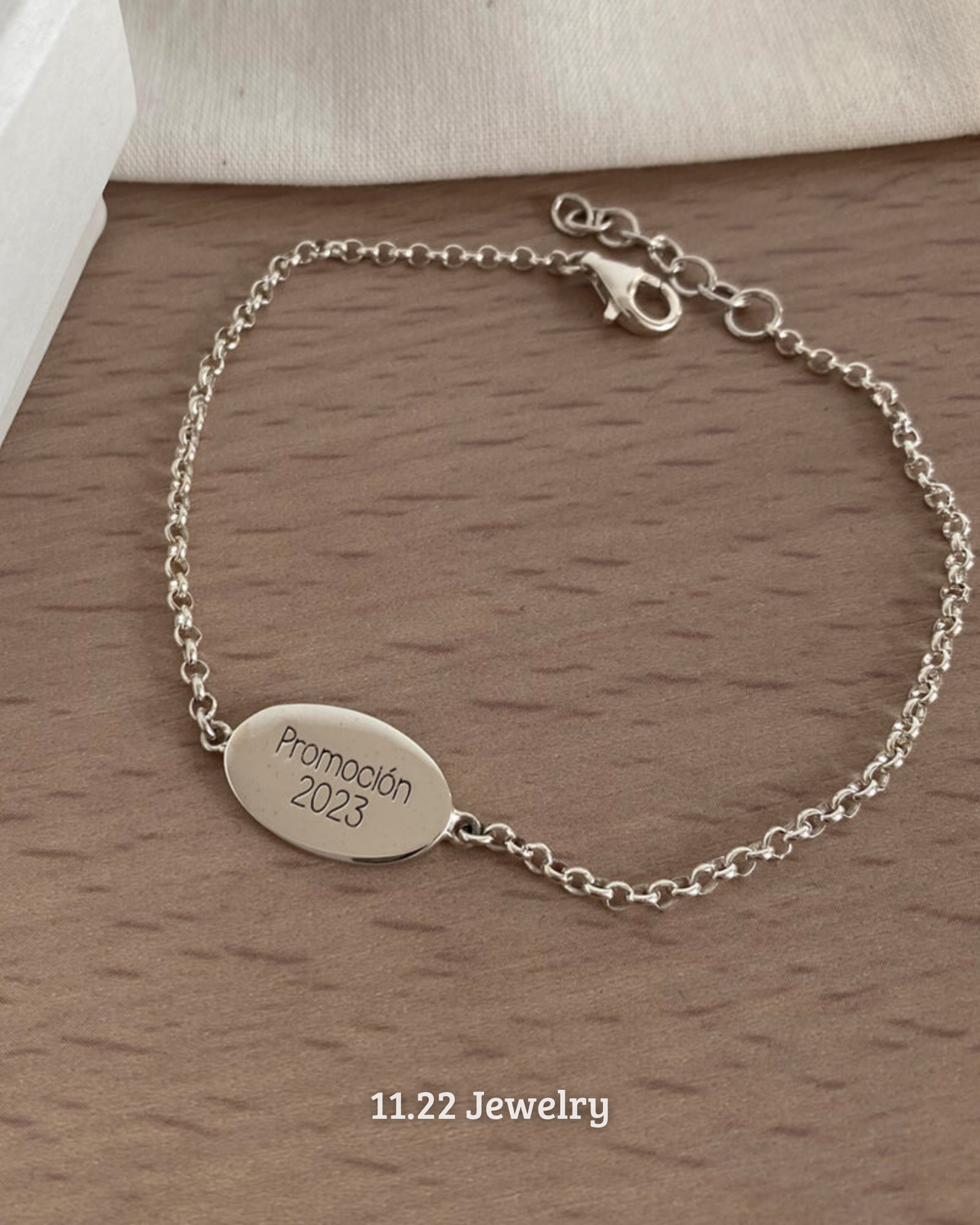 PULSERA GRADUACION OVALADA