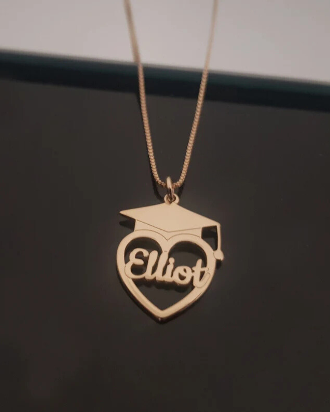 COLLAR BIRRETE + CORAZÓN CON NOMBRE
