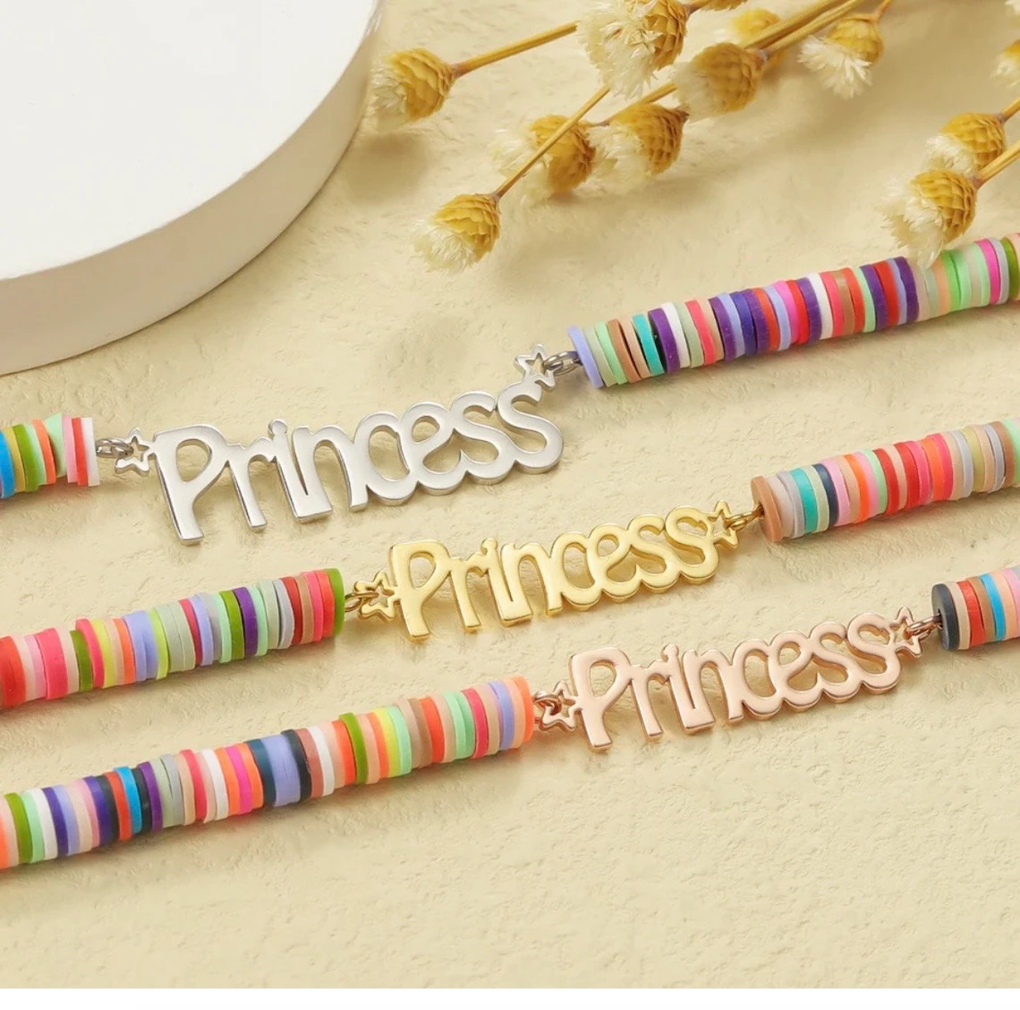 Collar nombre clásico para bebé o niños