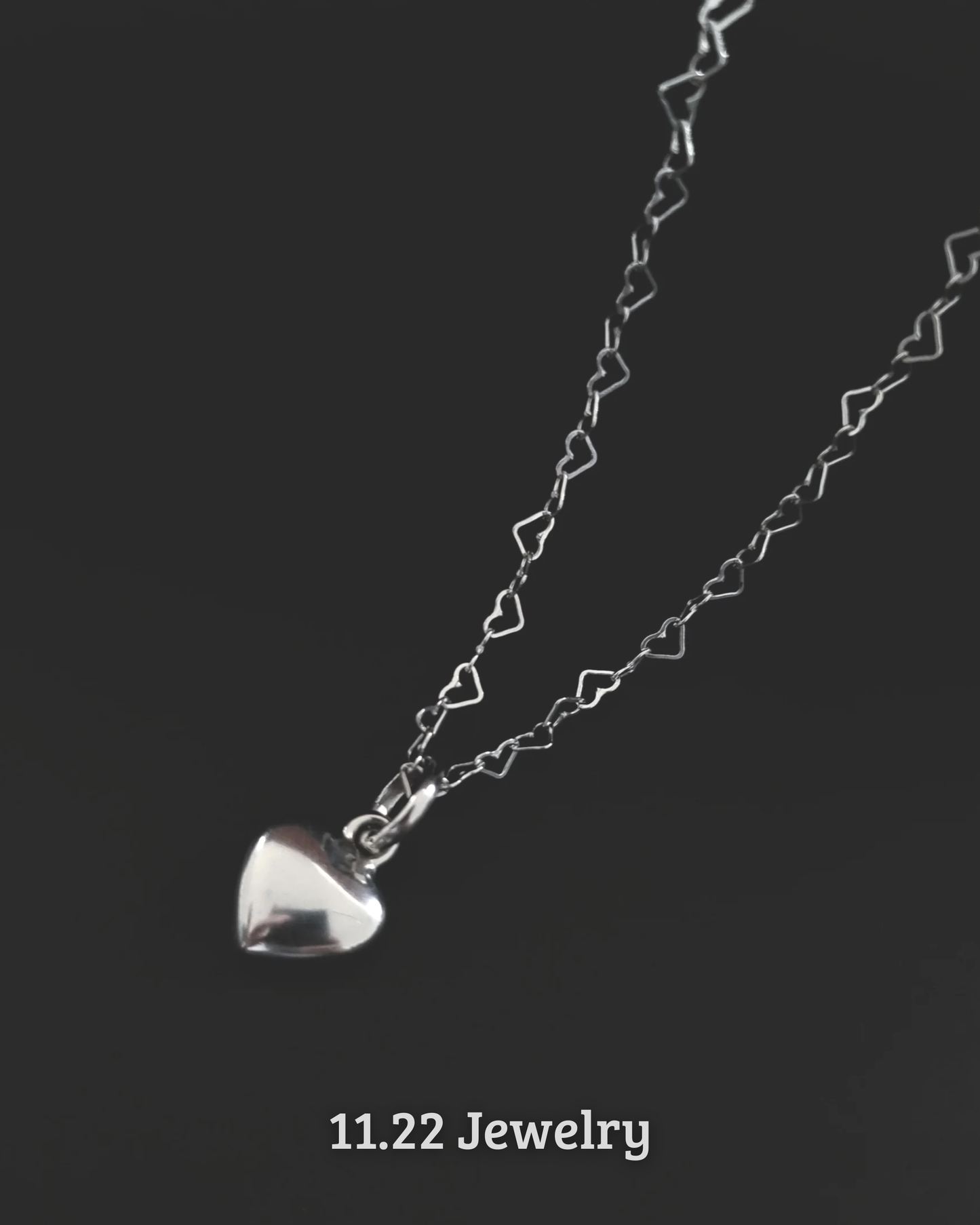 COLLAR CORAZONES Y CADENA CORAZONES