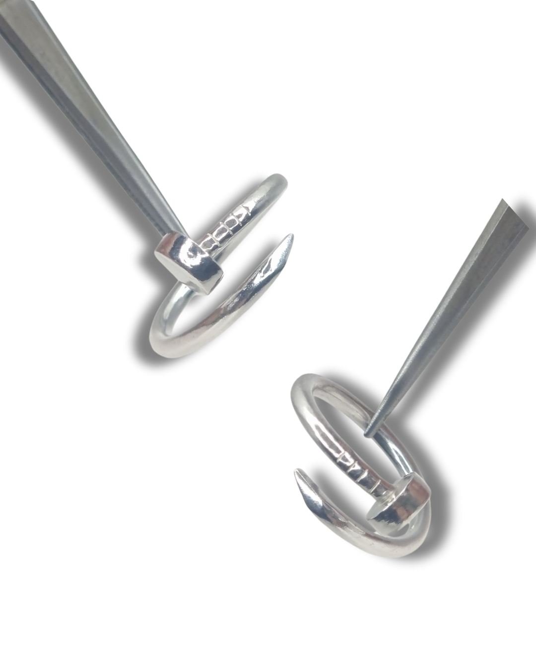 DUO DE ANILLOS CLAVO