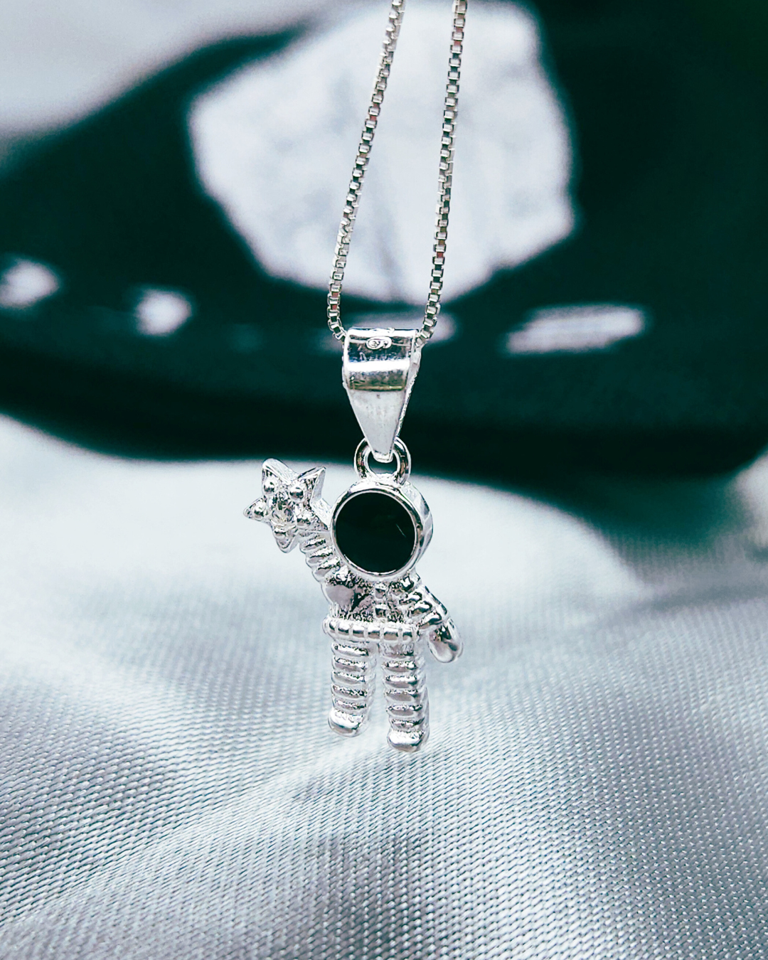 COLLAR ASTRONAUTA
