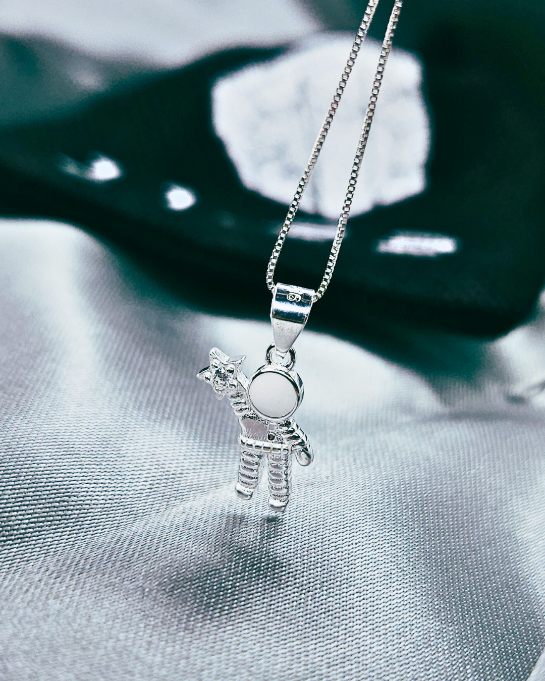 COLLAR ASTRONAUTA