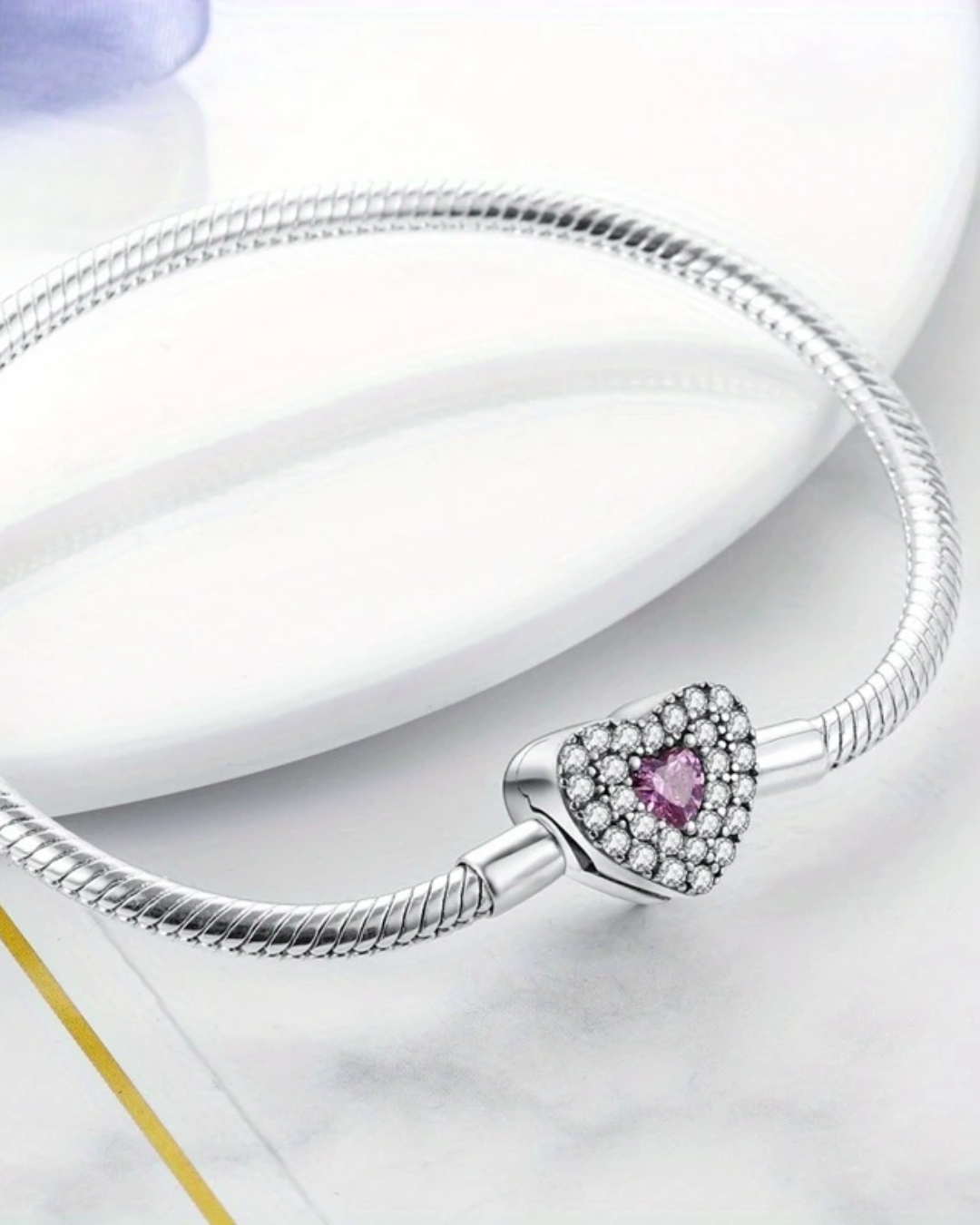 BRAZALETE DISEÑO SEMI RIGIDO CON DIJE REDONDO CON CIRCON CORAZON - PRE ORDEN
