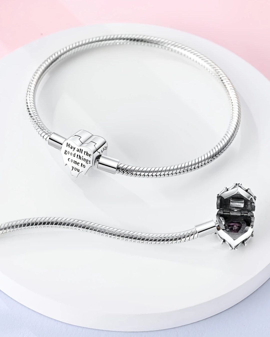 BRAZALETE DISEÑO SEMI RIGIDO CON DIJE CORAZÓN DERRETIDO - PRE ORDEN