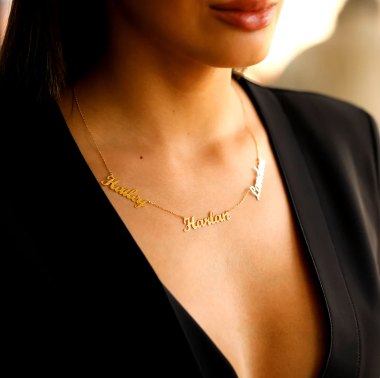 COLLAR TRIPLE NOMBRE