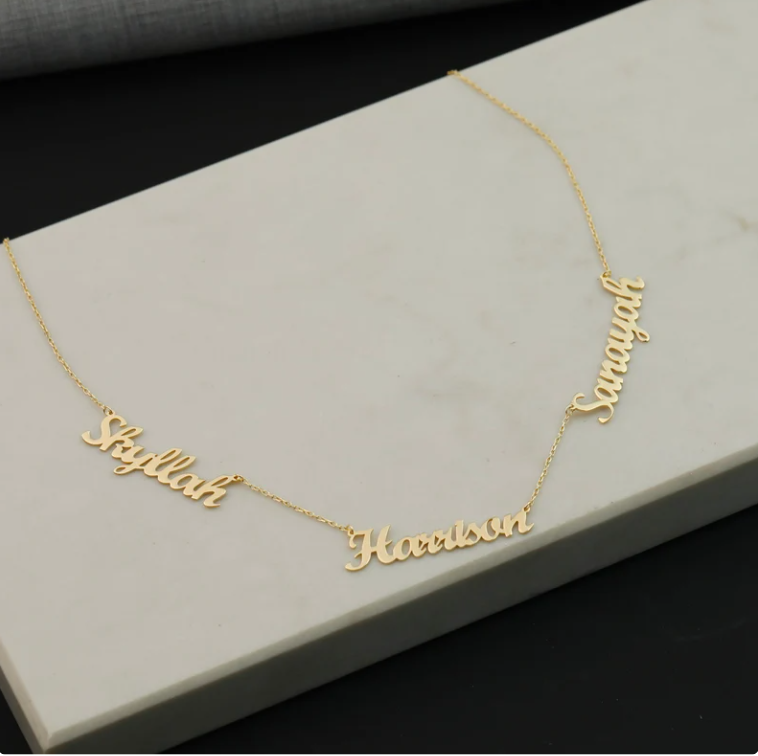 COLLAR TRIPLE NOMBRE