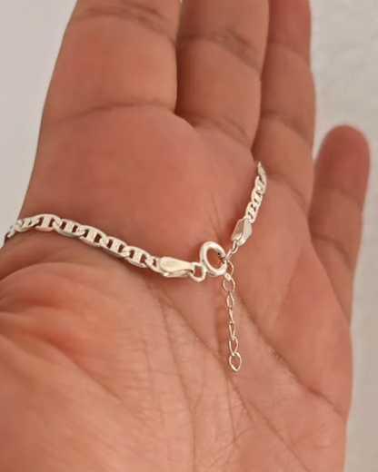 PULSERA GRADUACIÓN+ NOMBRE + SIMBOLO DE TU PROFESIÓN CON CADENA TIPO GUCCI