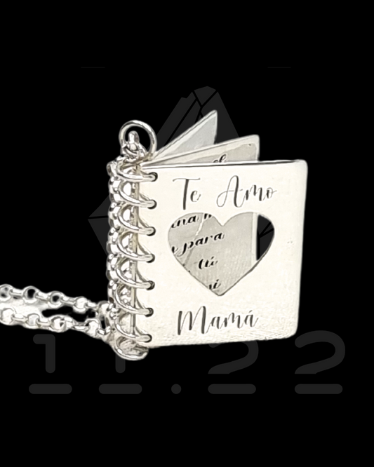 COLLAR LIBRO DE AMOR