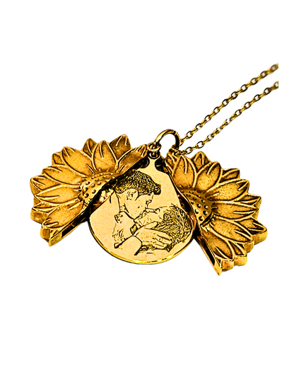 COLLAR GIRASOL RELICARIO