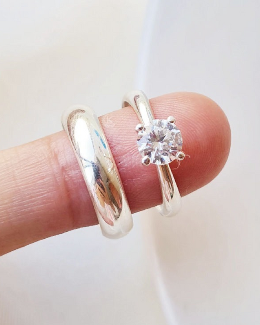 DUO DE ANILLOS LISO Y CIRCON