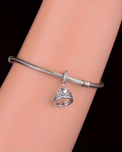 CHARM CORONA MOM
