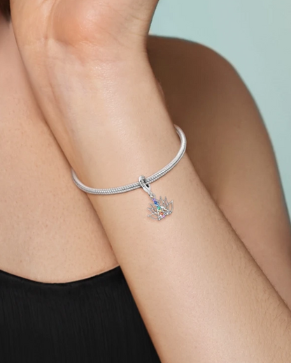 CHARM 7 CHAKRAS Y FLOR DE LOTO