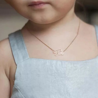 Collar nombre clásico para bebé o niños