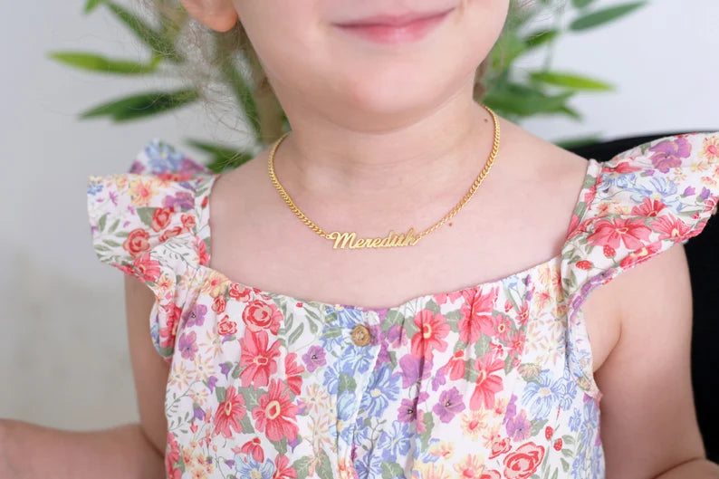 Collar nombre clásico para bebé o niños con cadena gruesa